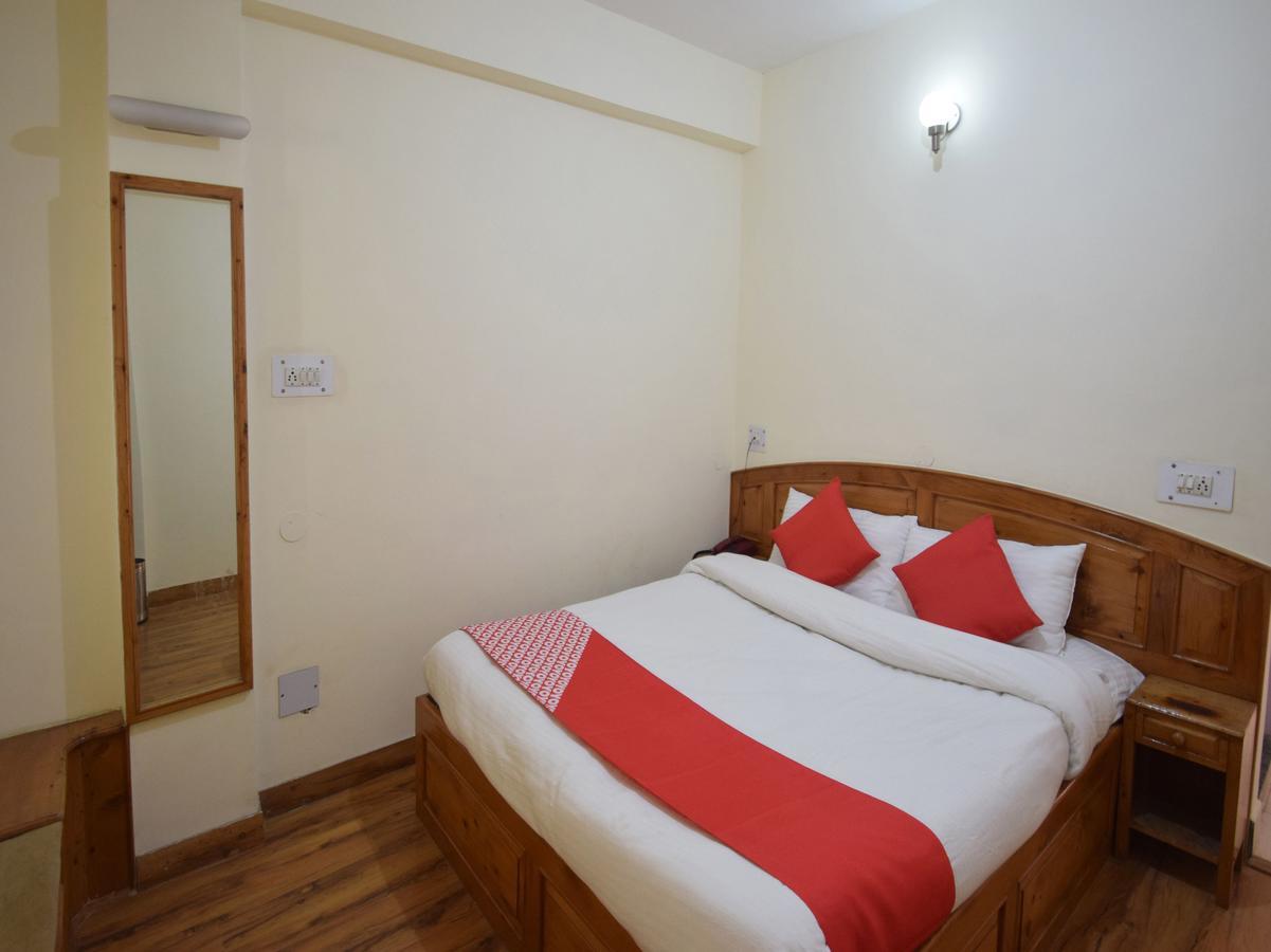 Hotel Rising Star Manāli Екстериор снимка